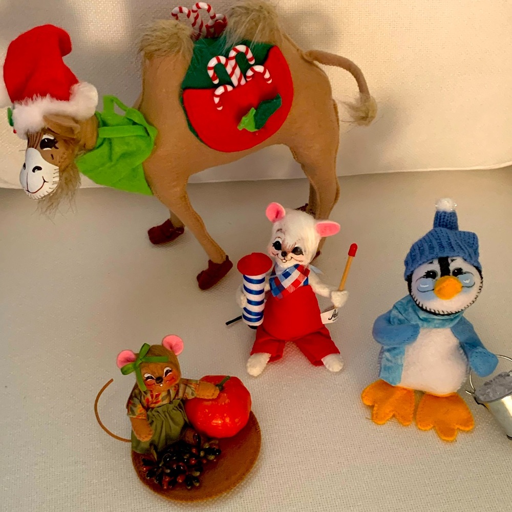 NWT 4 pc Annalee Animal Doll Set - Camel, Penguin, Mouse, Chipmunk - Holiday